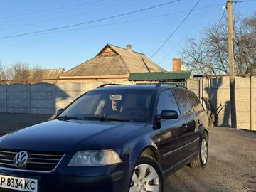 Авто Volkswagen Passat 2002 № 8393396