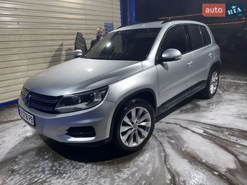 Авто Volkswagen Tiguan 2015 № 8393617