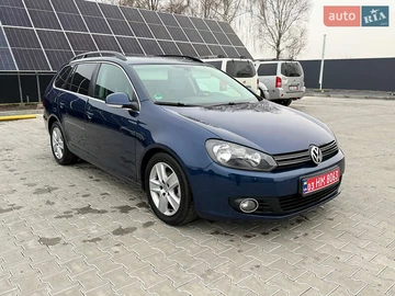 Авто Volkswagen Golf 2010 № 8393958