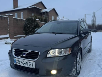 Авто Volvo V50 2010 № 8393960