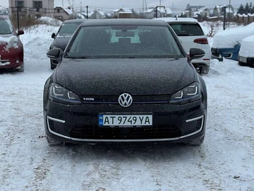Авто Volkswagen E-Golf 2015 № 8394018