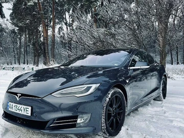 Авто Tesla Model S 2020 № 8394211