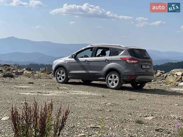 Авто Ford Kuga 2014 № 8395222