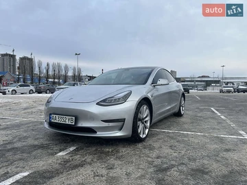 Авто Tesla Model 3 2018 № 8395337