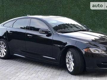Авто Jaguar Xj 2015 № 8395441