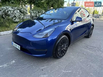 Авто Tesla Model Y 2023 № 8395796