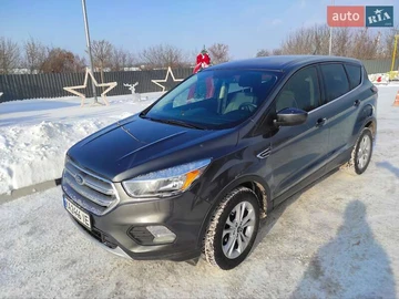 Авто Ford Escape 2017 № 8395870