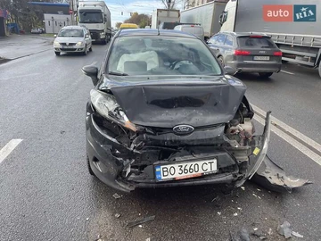 Авто Ford Fiesta 2011 № 8395998