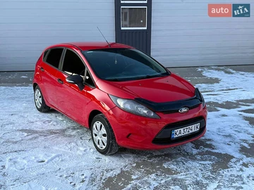 Авто Ford Fiesta 2012 № 8396019