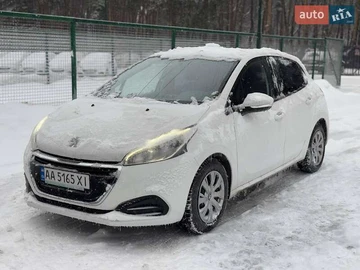 Авто Peugeot 208 2019 № 8396121