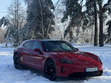 Авто Porsche Taycan Sport Turismo 2024 № 8396332