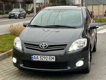 Авто Toyota Auris 2012 № 8396800