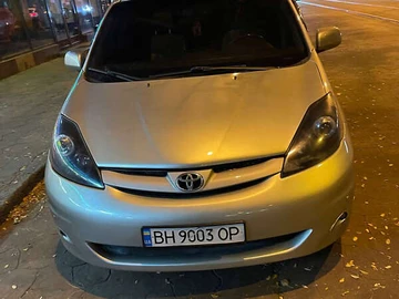Авто Toyota Sienna 2007 № 8396805