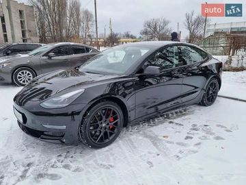 Авто Tesla Model 3 2021 № 8397033