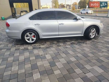 Авто Volkswagen Passat 2013 № 8397629