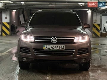 Авто Volkswagen Touareg 2010 № 8397765