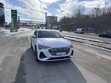 Авто Audi E-Tron 2020 № 8398604