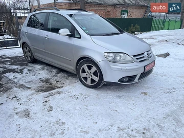 Авто Volkswagen Golf Plus 2008 № 8398814