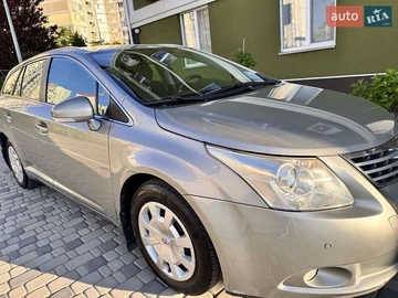 Авто Toyota Avensis 2010 № 8399047