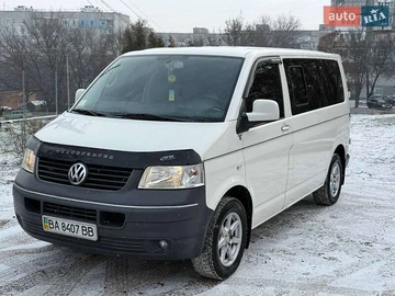 Авто Volkswagen Transporter 2009 № 8399211