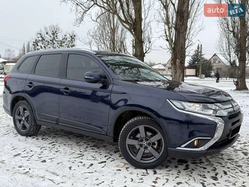 Авто Mitsubishi Outlander 2017 № 8399454