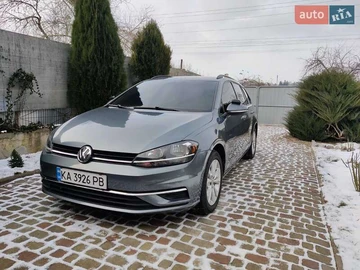 Авто Volkswagen Golf 2017 № 8399458