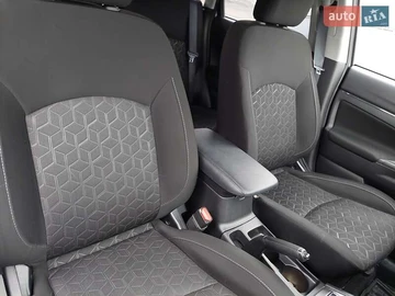 Авто Mitsubishi Outlander 2021 № 8399556