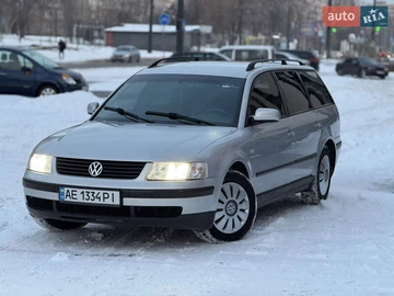 Авто Volkswagen Passat 1999 № 8399821