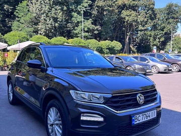 Авто Volkswagen T-Roc 2019 № 8400179