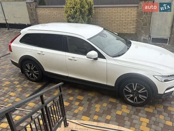 Авто Volvo V90 Cross Country 2019 № 8400237