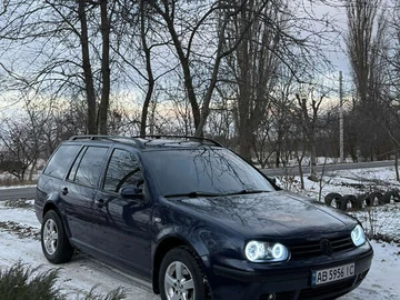 Авто Volkswagen Golf 2000 № 8400290