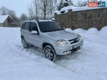 Авто Chevrolet Niva 2012 № 8400394