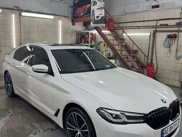 Авто BMW 5 Series 2023 № 8400566