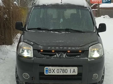 Авто Peugeot Partner 2005 № 8400634