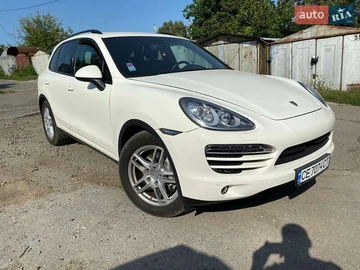 Авто Porsche Cayenne 2011 № 8400676