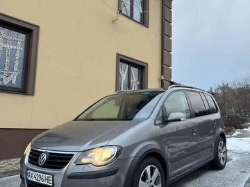 Авто Volkswagen Touran 2007 № 8400832