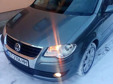 Авто Volkswagen Touran 2007 № 8400972