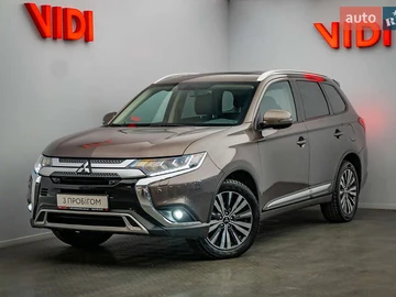 Авто Mitsubishi Outlander 2020 № 8401040