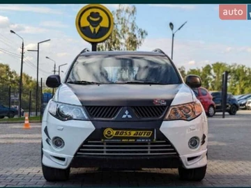 Авто Mitsubishi Outlander Xl 2010 № 8401250