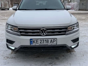 Авто Volkswagen Tiguan 2018 № 8401262