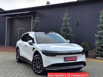 Авто  7X 2025 № 8401300