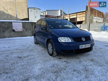 Авто Volkswagen Touran 2004 № 8401712