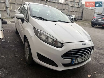 Авто Ford Fiesta 2014 № 8401715