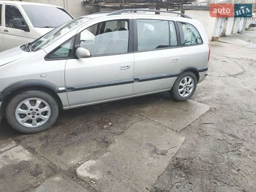 Авто Opel Zafira 2004 № 8401719