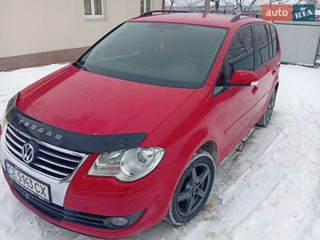 Авто Volkswagen Touran 2009 № 8401872