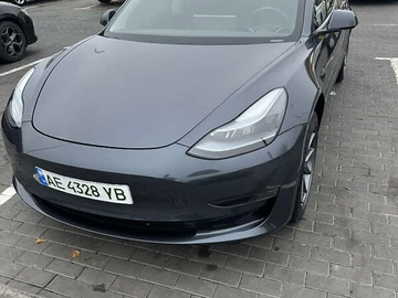Авто Tesla Model 3 2021 № 8402091