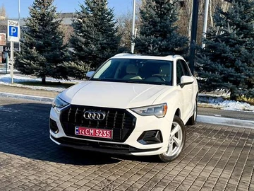 Авто Audi Q3 2019 № 8402101