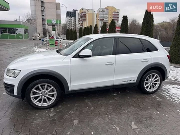 Авто Audi Q5 2016 № 8402108