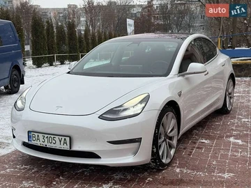 Авто Tesla Model 3 2019 № 8402109