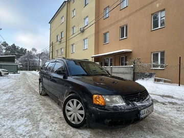 Авто Volkswagen Passat 1999 № 8402184